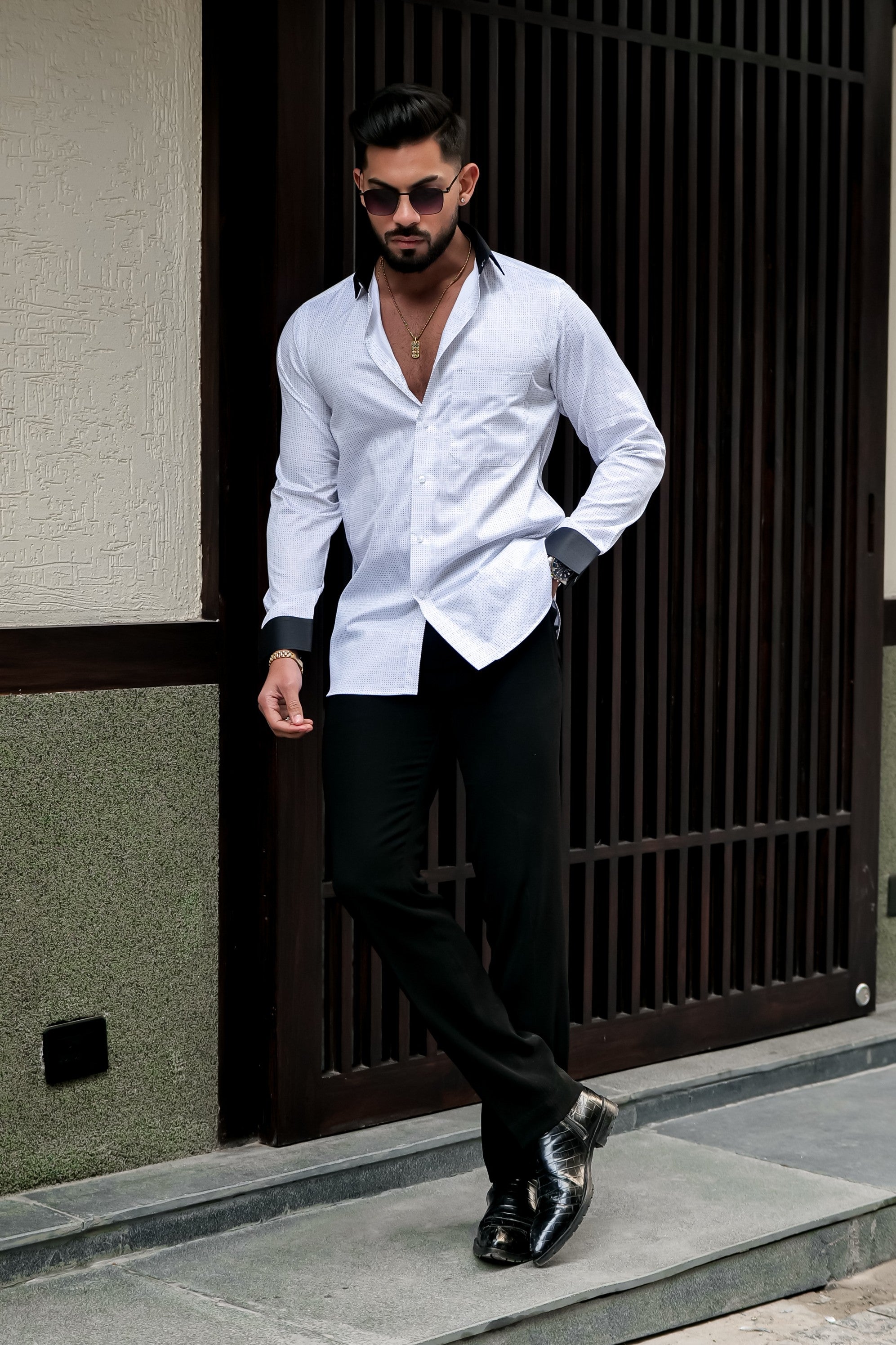 BRIGHT WHITE BLACK CUFFS AND DOBBY TEXTURED PREMIUM GIZA COTTON SHIRT