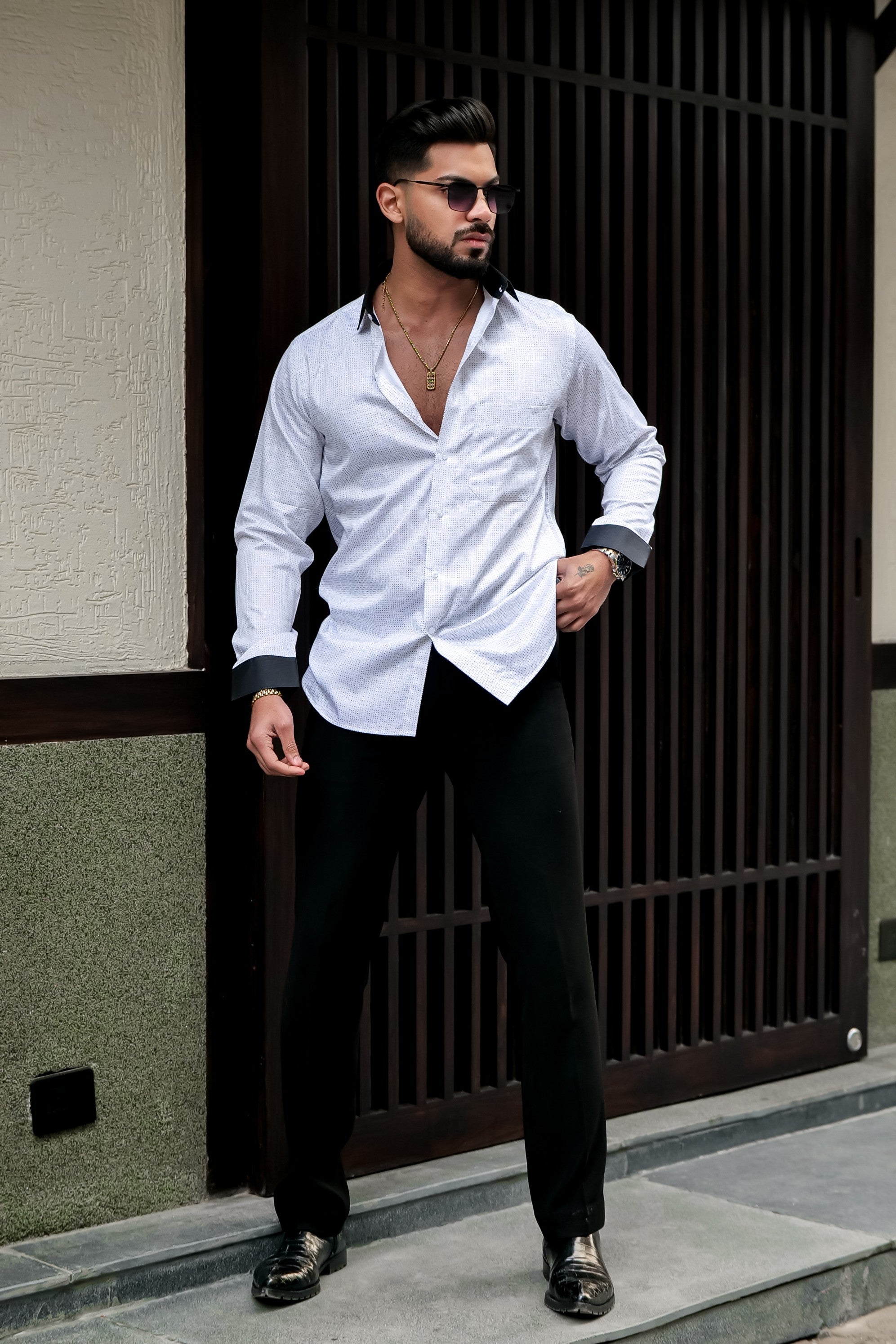 BRIGHT WHITE BLACK CUFFS AND DOBBY TEXTURED PREMIUM GIZA COTTON SHIRT