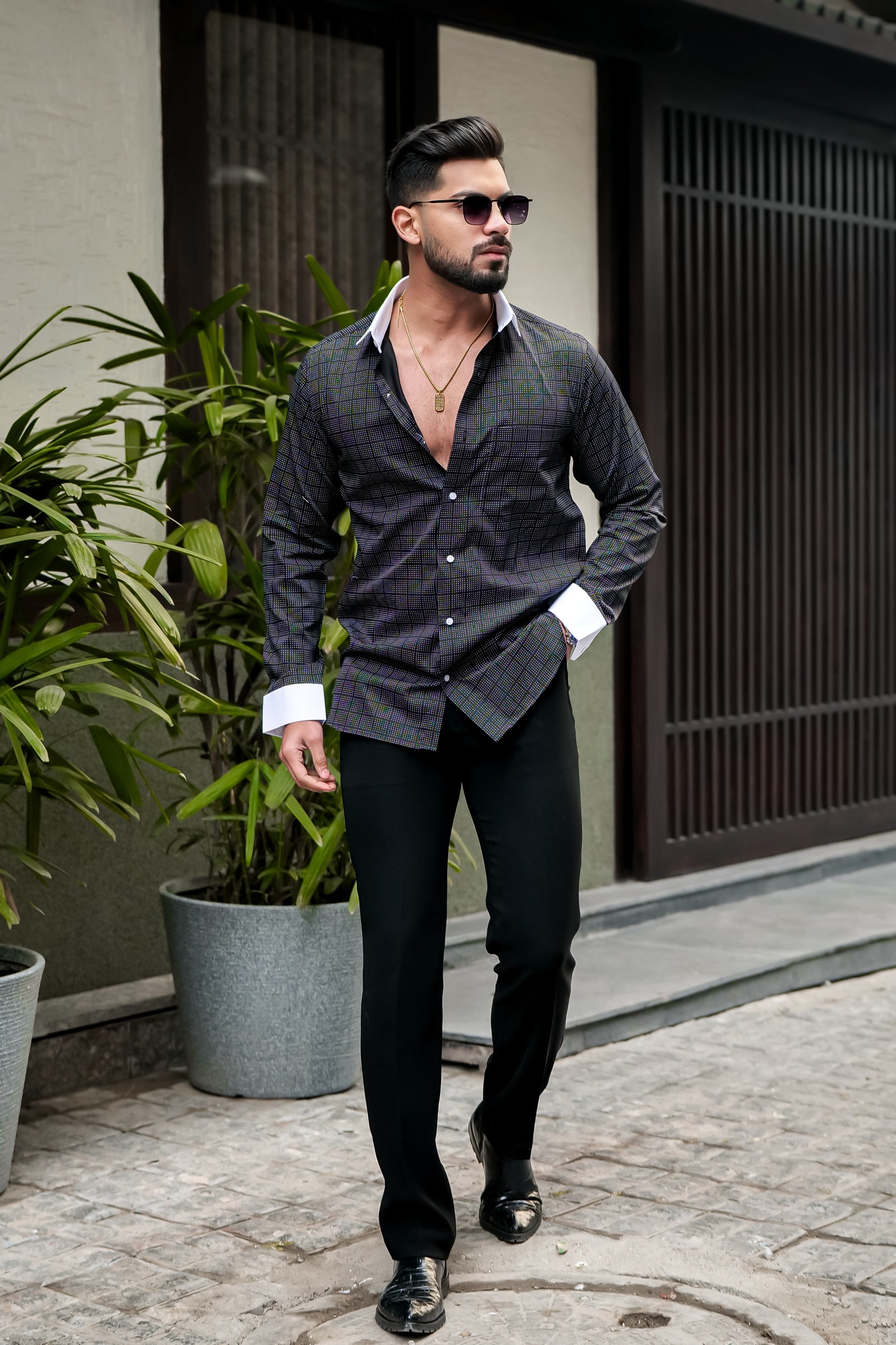 BRIGHT BLACK SHIRT WHITE CUFFS AND DOBBY TEXTURED PREMIUM GIZA COTTON SHIRT