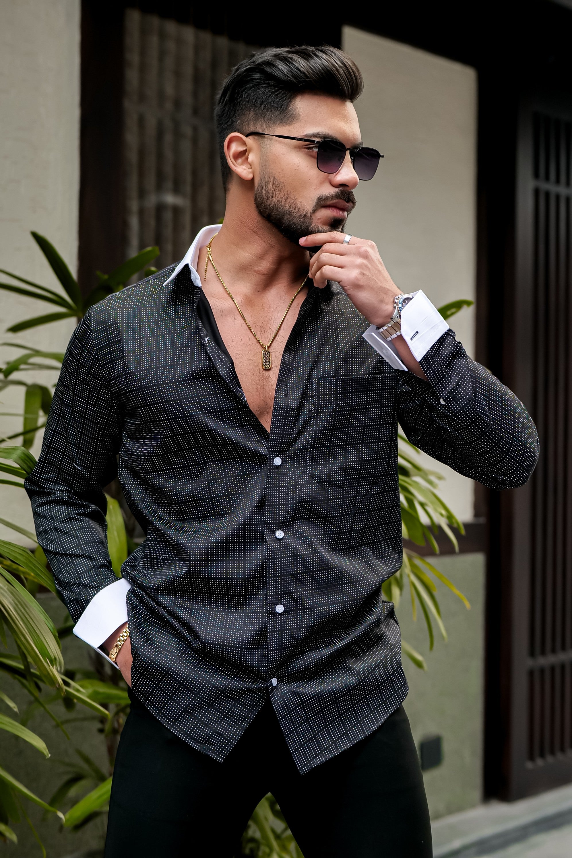 BRIGHT BLACK SHIRT WHITE CUFFS AND DOBBY TEXTURED PREMIUM GIZA COTTON SHIRT